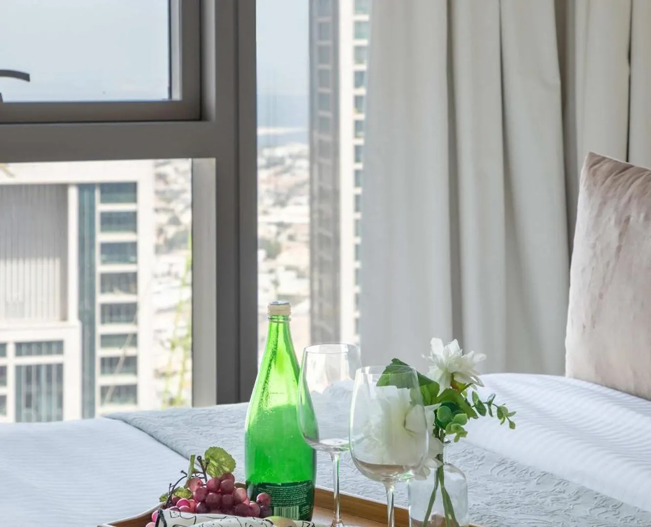 High-End 1Br In Downtown - Steps From Burj Khalifa Apartment Dubai
