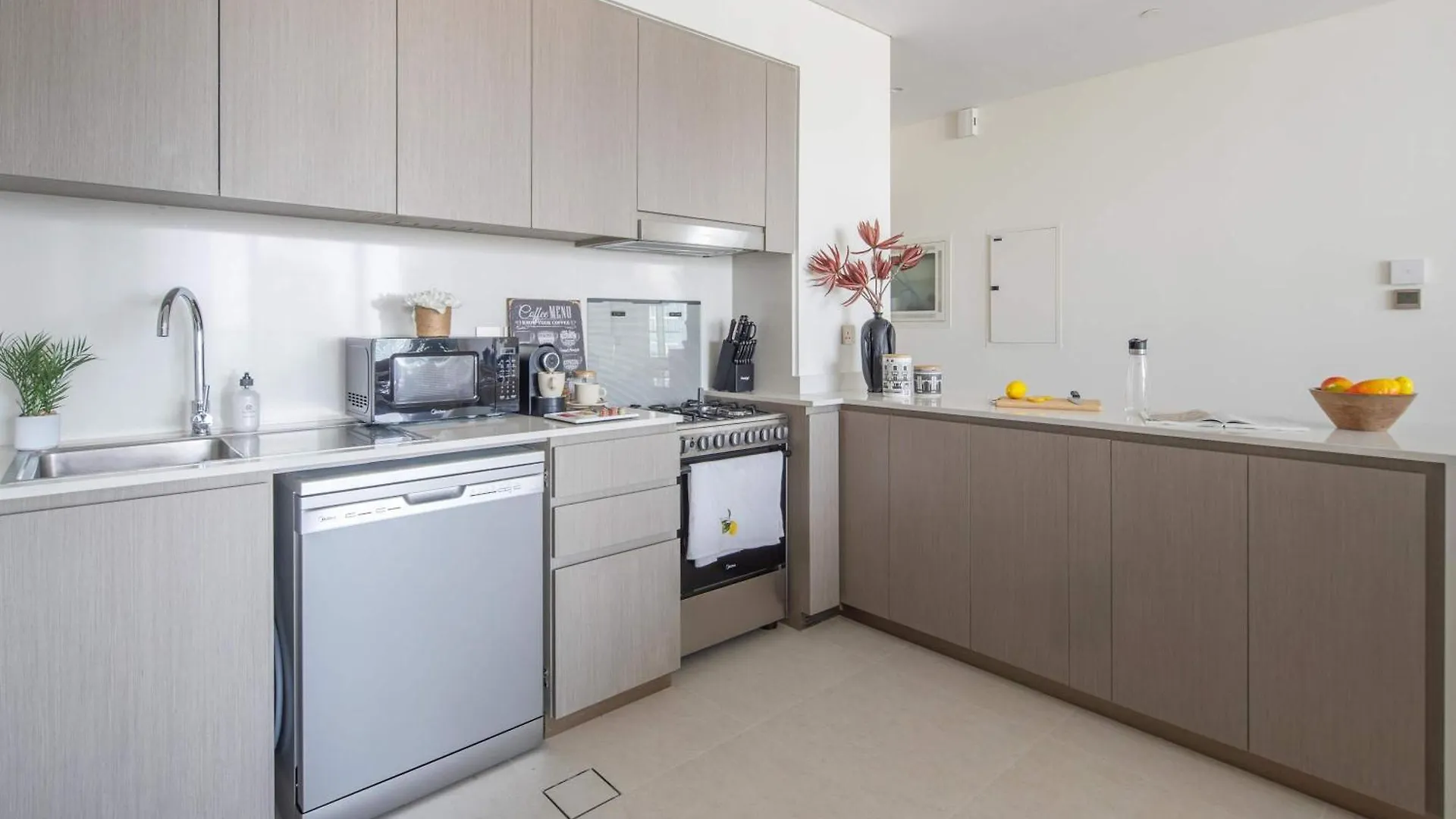 High-End 1Br In Downtown - Steps From Burj Khalifa Apartment Dubai