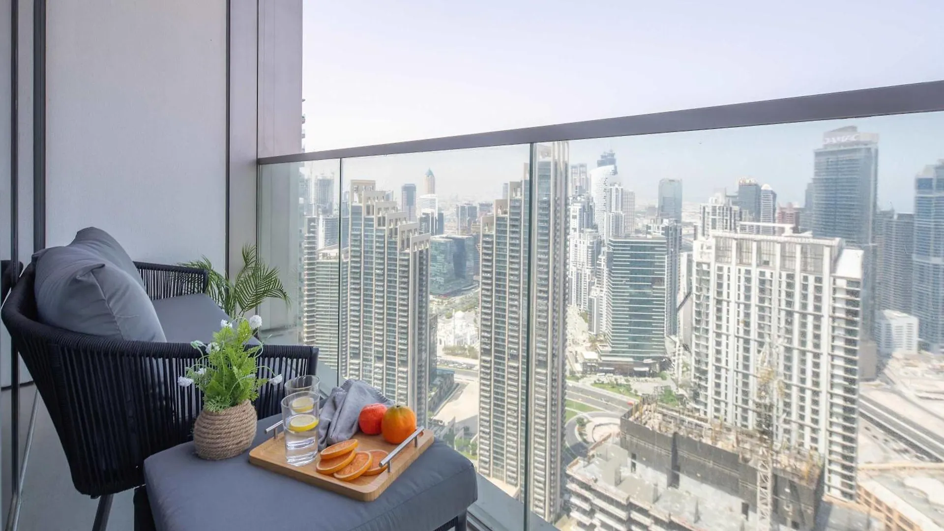 High-End 1Br In Downtown - Steps From Burj Khalifa Apartment Dubai